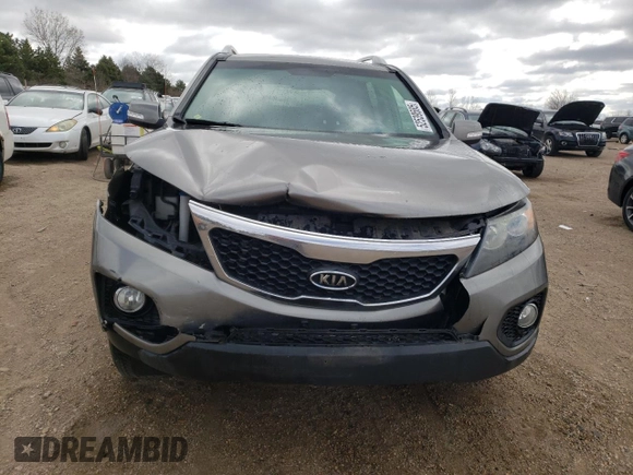 2013 Kia Sorento EX with VIN 5XYKUDA22DG370208, listed as a Copart auction lot 52539585 with 265,133 mi miles and Salvage title. Bid and sale history available at DreamBid. Image 5.