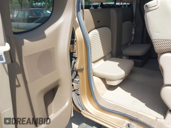 2005 Nissan Frontier LE with VIN 1N6AD06W65C402998, listed as a IAAI auction lot 42438553 with 112,006 mi miles and . Bid and sale history available at DreamBid. Image 8.