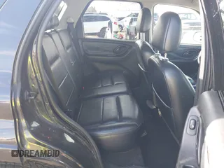 2005 Ford Escape Limited с VIN 1FMYU94125KA49934, выставлен на аукционе IAAI как лот 41735243 с пробегом 118 041 миль миль и . История ставок и продаж доступна на DreamBid. Изображение 8.