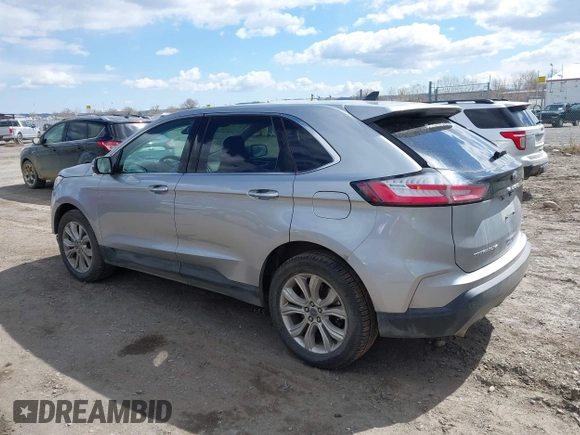 2022 Ford Edge Titanium with VIN 2FMPK4K95NBA62894, listed as a IAAI auction lot 41977805 with 43,376 mi miles. Bid and sale history available at carsss.com. Image 3.
