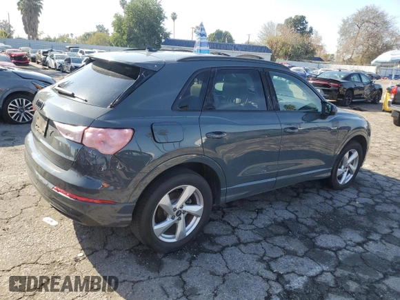 2022 Audi Q3 with VIN WA1BUDF35N1019466, listed as a Copart auction lot 42330805 with 15,907 mi miles and Salvage title. Bid and sale history available at DreamBid. Image 3.