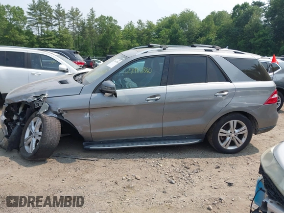2014 Mercedes-Benz M 350 с VIN 4JGDA5HB2EA389089, выставлен на аукционе IAAI как лот 42402880 с пробегом 102 732 миль миль и . История ставок и продаж доступна на DreamBid. Изображение 14.