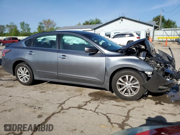2015 Nissan Altima 2.5 with VIN 1N4AL3AP7FC137216, listed as a Copart auction lot 55566835 with Not provided miles and Salvage title. Bid and sale history available at DreamBid. Image 4.