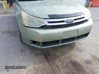 2008 Ford Focus SE with VIN 1FAHP35N58W116555, listed as a IAAI auction lot 42160091 with 162,592 mi miles. Bid and sale history available at carsss.com. Image 6.