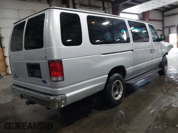 2004 Ford Econoline Passenger XL с VIN 1FBSS31S14HB03475, выставлен на аукционе IAAI как лот 40870748 с пробегом 201 423 миль миль и . История ставок и продаж доступна на DreamBid. Изображение 4.