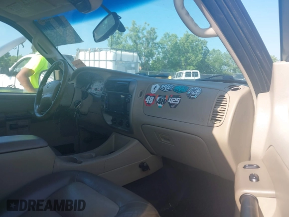 2003 Ford Explorer Sport Trac XLS с VIN 1FMZU77E33UC71147, выставлен на аукционе IAAI как лот 42564210 с пробегом 150 836 миль миль и . История ставок и продаж доступна на DreamBid. Изображение 5.