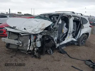 2021 Toyota Highlander L with VIN 5TDZZRAH7MS069048, listed as a IAAI auction lot 40980925 with Not provided miles and . Bid and sale history available at DreamBid. Image 2.
