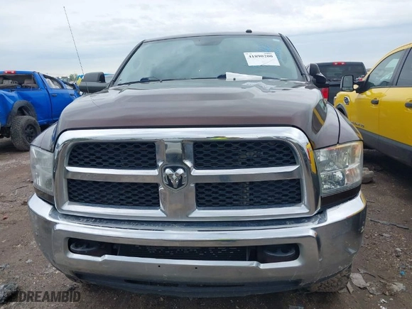 2014 Ram 2500 Tradesman with VIN 3C6UR5CL3EG237649, listed as a IAAI auction lot 41890200 with 1 mi miles. Bid and sale history available at carsss.com. Image 12.