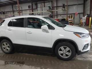 2017 Chevrolet Trax LT with VIN 3GNCJPSB8HL140918, listed as a IAAI auction lot 41730551 with 114,220 mi miles and . Bid and sale history available at carsss.com. Image 13.