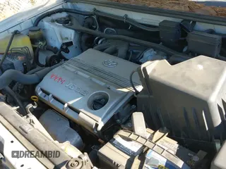 2005 Toyota Highlander с VIN JTEGP21A850046739, выставлен на аукционе IAAI как лот 43333699 с пробегом 81 855 миль миль и . История ставок и продаж доступна на DreamBid. Изображение 19.