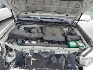 2013 Toyota 4Runner SR5 with VIN JTEBU5JR1D5125973, listed as a Copart auction lot 58804585 with 232,855 mi miles and Salvage title. Bid and sale history available at DreamBid. Image 12.