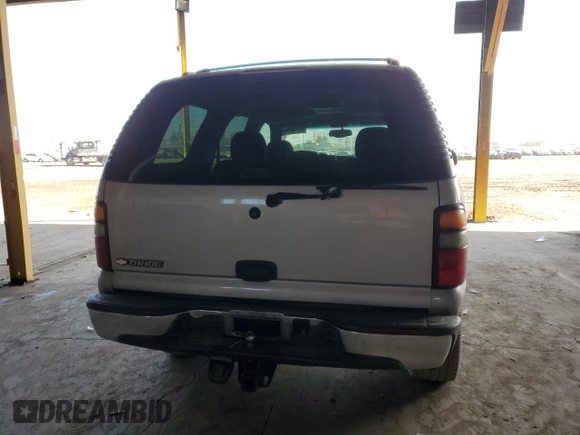 2006 Chevrolet Tahoe LS with VIN 1GNEC13V56R157805, listed as a Copart auction lot 42767595 with 356,062 mi miles and Salvage Title. Bid and sale history available at carsss.com. Image 6.