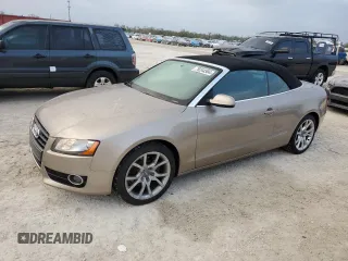 2011 Audi A5 Premium z VIN WAUCFAFH6BN017712, wystawiony jako Copart lot #83225174 z przebiegiem 70 952 mil mil oraz Szkoda całkowita • Salvage title. Historia ofert i sprzedaży dostępna na DreamBid. Obrazek 1.