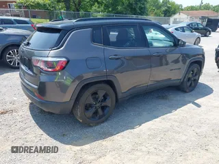 2019 Jeep Compass Latitude с VIN 3C4NJCBB1KT844217, выставлен на аукционе IAAI как лот 42383746 с пробегом 123 938 миль миль и . История ставок и продаж доступна на DreamBid. Изображение 4.
