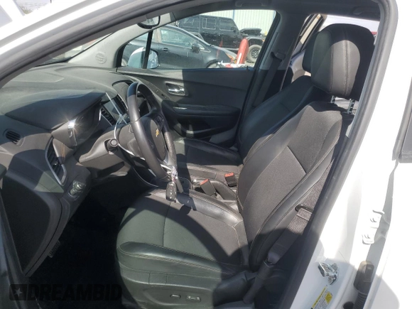 2022 Chevrolet Trax LT with VIN KL7CJPSM8NB539008, listed as a Copart auction lot 53315515 with 61,242 mi miles and Salvage title. Bid and sale history available at DreamBid. Image 7.