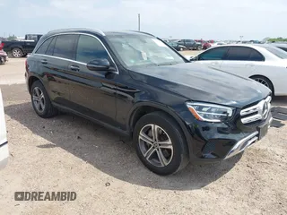2021 Mercedes-Benz GLC 300 z VIN W1N0G8DB7MF978724, wystawiony jako IAAI lot #41923957 z przebiegiem 33 434 mil mil oraz . Historia ofert i sprzedaży dostępna na DreamBid. Obrazek 1.