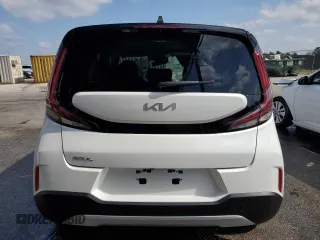 2025 Kia Soul LX with VIN KNDJ23AU8S7942311, listed as a Copart auction lot 54357715 with 132 mi miles and Salvage Title. Bid and sale history available at DreamBid. Image 6.