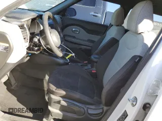 2018 Kia Soul with VIN KNDJN2A22J7899521, listed as a Copart auction lot 41536385 with 84,772 mi miles and Salvage Title. Bid and sale history available at carsss.com. Image 7.
