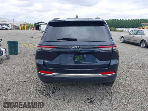 2024 Jeep Grand Cherokee z VIN 1C4RJYB65R8959249, wystawiony jako IAAI lot #42507281 z przebiegiem 26 904 mil mil oraz . Historia ofert i sprzedaży dostępna na DreamBid. Obrazek 17.