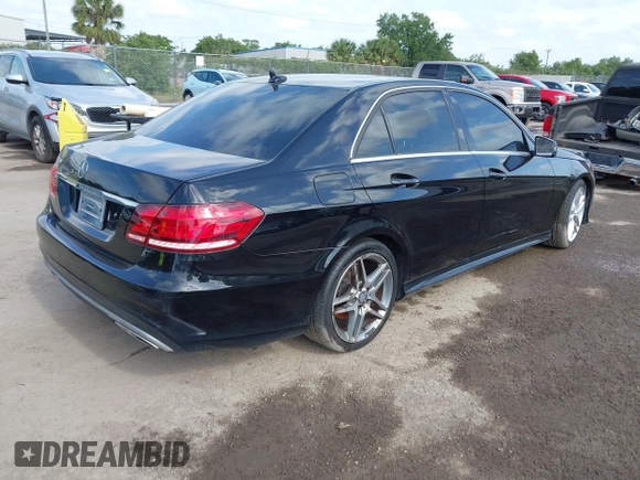 2014 Mercedes-Benz E 350 Sport with VIN WDDHF5KB4EA879619, listed as a IAAI auction lot 42122078 with 148,703 mi miles and . Bid and sale history available at carsss.com. Image 4.