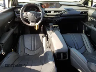 2019 Lexus UX 200 с VIN JTHY3JBH1K2005488, выставлен на аукционе Copart как лот 60835025 с пробегом 78 285 миль миль и Списание • Salvage title. История ставок и продаж доступна на DreamBid. Изображение 8.