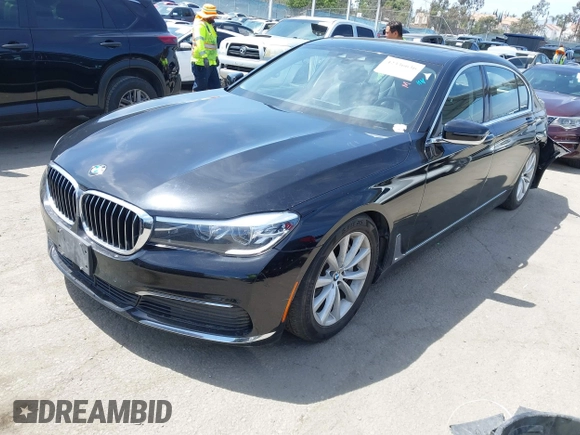 2019 BMW 7 Series 740i с VIN WBA7E2C56KB216989, выставлен на аукционе IAAI как лот 42336636 с пробегом 113 644 миль миль и . История ставок и продаж доступна на DreamBid. Изображение 17.