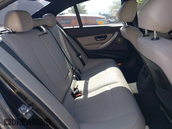 2013 BMW 3 Series 328i xDrive с VIN WBA3B3C51DF543955, выставлен на аукционе IAAI как лот 42510430 с пробегом 87 280 миль миль и . История ставок и продаж доступна на DreamBid. Изображение 8.