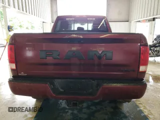 2017 Ram 2500 Big Horn z VIN 3C6UR5DL4HG648402, wystawiony jako Copart lot #53701995 z przebiegiem 112 348 mil mil oraz Szkoda całkowita • Salvage title. Historia ofert i sprzedaży dostępna na DreamBid. Obrazek 6.