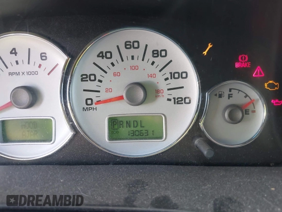 2006 Ford Escape Hybrid z VIN 1FMYU96H46KC44297, wystawiony jako IAAI lot #42689864 z przebiegiem 130 631 mil mil oraz . Historia ofert i sprzedaży dostępna na DreamBid. Obrazek 7.