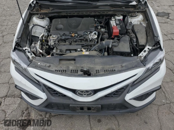 2022 Toyota Camry SE with VIN 4T1G11AK4NU058724, listed as a Copart auction lot 53511615 with 63,235 mi miles and Salvage Title. Bid and sale history available at DreamBid. Image 11.