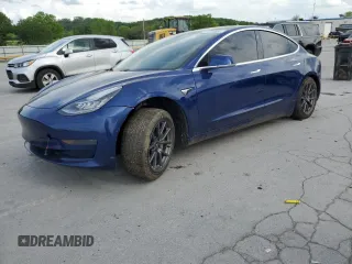 2020 Tesla Model 3 Standard Range Plus z VIN 5YJ3E1EA0LF631066, wystawiony jako Copart lot #54430555 z przebiegiem 94 650 mil mil oraz Szkoda całkowita • Salvage title. Historia ofert i sprzedaży dostępna na DreamBid. Obrazek 1.