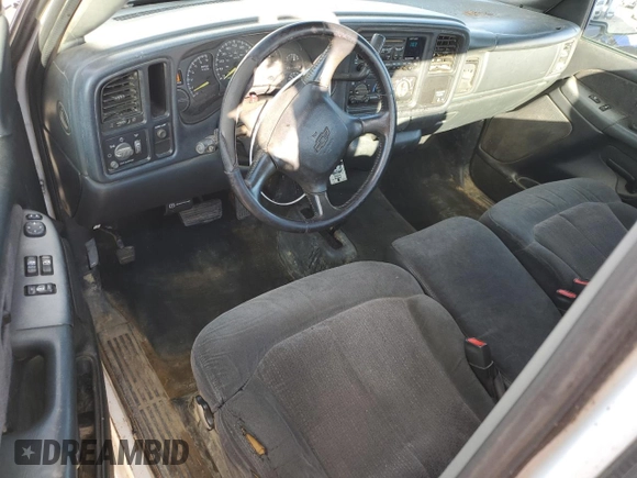 2000 Chevrolet Silverado 1500 with VIN 1GCEK14V7YE410790, listed as a Copart auction lot 81528904 with 272,957 mi miles and Clean Title. Bid and sale history available at carsss.com. Image 8.