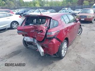 2013 Lexus CT 200h z VIN JTHKD5BH1D2170258, wystawiony jako IAAI lot #42217701 z przebiegiem 120 963 mil mil oraz . Historia ofert i sprzedaży dostępna na DreamBid. Obrazek 4.