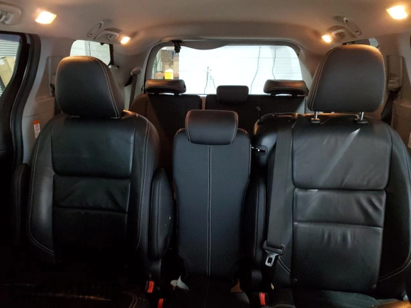 2017 Toyota Sienna SE with VIN 5TDXZ3DC6HS852078, listed as a Copart auction lot 51044615 with 81,552 mi miles and Salvage title. Bid and sale history available at DreamBid. Image 10.