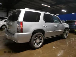 2013 Cadillac Escalade Premium with VIN 1GYS4CEF1DR373071, listed as a Copart auction lot 85233764 with 112,119 mi miles and Clean Title. Bid and sale history available at carsss.com. Image 3.