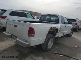 2001 Dodge Dakota Sport with VIN 1B7GL22N31S250879, listed as a Copart auction lot 47322845 with 207,334 mi miles and Salvage Title. Bid and sale history available at carsss.com. Image 3.