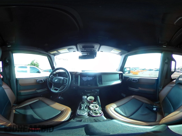 2023 Ford Bronco z VIN 1FMEE5DP2PLB01735, wystawiony jako IAAI lot #42687705 z przebiegiem 40 284 mil mil oraz . Historia ofert i sprzedaży dostępna na DreamBid. Obrazek 18.
