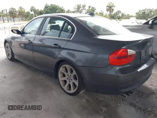 2006 BMW 3 Series 330i with VIN WBAVB33576PS16949, listed as a IAAI auction lot 42557562 with 202,897 mi miles and . Bid and sale history available at DreamBid. Image 3.