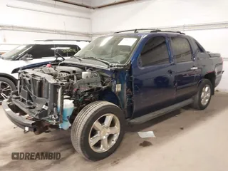 2013 Chevrolet Avalanche LT with VIN 3GNTKFE71DG309629, listed as a IAAI auction lot 42082132 with 139,428 mi miles and . Bid and sale history available at DreamBid. Image 6.