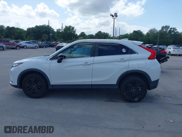 2019 Mitsubishi Eclipse Cross LE z VIN JA4AT4AA7KZ001889, wystawiony jako IAAI lot #42013802 z przebiegiem 82 518 mil mil oraz . Historia ofert i sprzedaży dostępna na DreamBid. Obrazek 14.