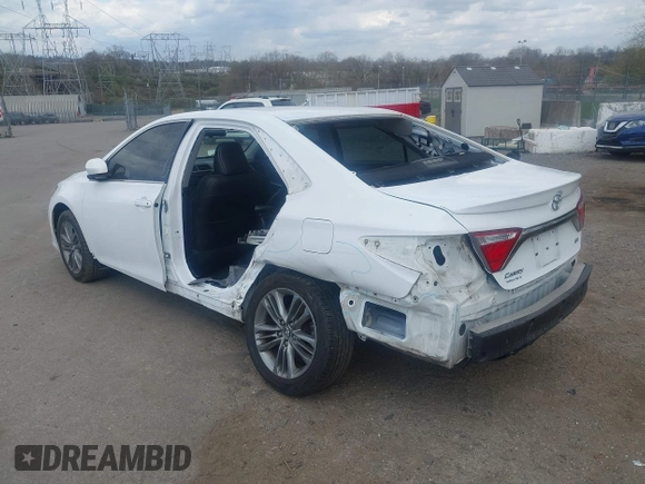 2017 Toyota Camry XLE z VIN 4T1BF1FK5HU814926, wystawiony jako IAAI lot #41917832 z przebiegiem 69 702 mil mil oraz . Historia ofert i sprzedaży dostępna na DreamBid. Obrazek 6.