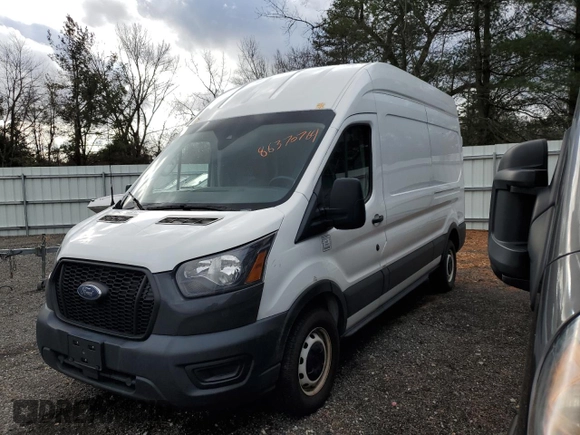 2021 Ford Transit Cargo with VIN 1FTBR1X81MKA08425, listed as a Copart auction lot 46747235 with 84,318 mi miles and Salvage Title. Bid and sale history available at DreamBid. Image 2.