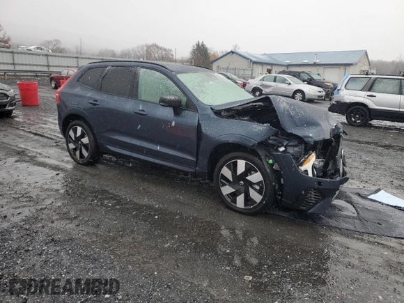 2024 Volvo XC60 Recharge Plug-In Hybrid Plus Dark Theme with VIN YV4H60DL4R1730276, listed as a Copart auction lot 82150614 with 17,300 mi miles and Salvage Title. Bid and sale history available at carsss.com. Image 4.