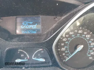 2012 Ford Focus SE с VIN 1FAHP3F20CL456565, выставлен на аукционе IAAI как лот 42045389 с пробегом 164 323 миль миль и . История ставок и продаж доступна на DreamBid. Изображение 16.