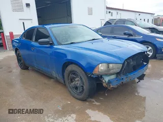 2012 Dodge Charger Police z VIN 2C3CDXAT8CH232336, wystawiony jako IAAI lot #42363575 z przebiegiem 171 590 mil mil oraz . Historia ofert i sprzedaży dostępna na DreamBid. Obrazek 1.