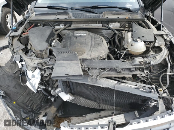 2018 Audi Q5 Premium z VIN WA1ANAFY0J2168620, wystawiony jako Copart lot #55972705 z przebiegiem 83 185 mil mil oraz Szkoda całkowita • Salvage title. Historia ofert i sprzedaży dostępna na DreamBid. Obrazek 12.