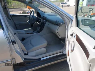 2007 Mercedes-Benz C 280 Luxury z VIN WDBRF92H57F889820, wystawiony jako IAAI lot #42144786 z przebiegiem 147 484 mil mil oraz . Historia ofert i sprzedaży dostępna na DreamBid. Obrazek 5.