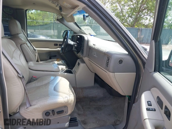 2001 GMC Yukon XL SLE with VIN 3GKFK16T01G144130, listed as a IAAI auction lot 41908702 with 263,081 mi miles. Bid and sale history available at carsss.com. Image 5.