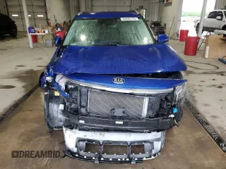 2021 Kia Seltos SX z VIN KNDETCA27M7183618, wystawiony jako Copart lot #55635175 z przebiegiem 22 975 mil mil oraz Szkody całkowita. Historia ofert i sprzedaży dostępna na DreamBid. Obrazek 5.