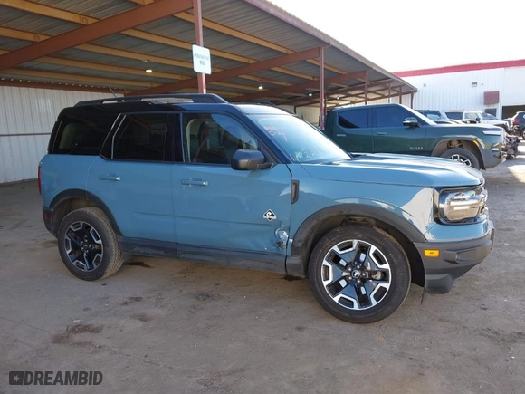 2021 Ford Bronco Sport Outer Banks with VIN 3FMCR9C65MRB04461, listed as a IAAI auction lot 41675271 with 94,665 mi miles. Bid and sale history available at carsss.com. Image 13.